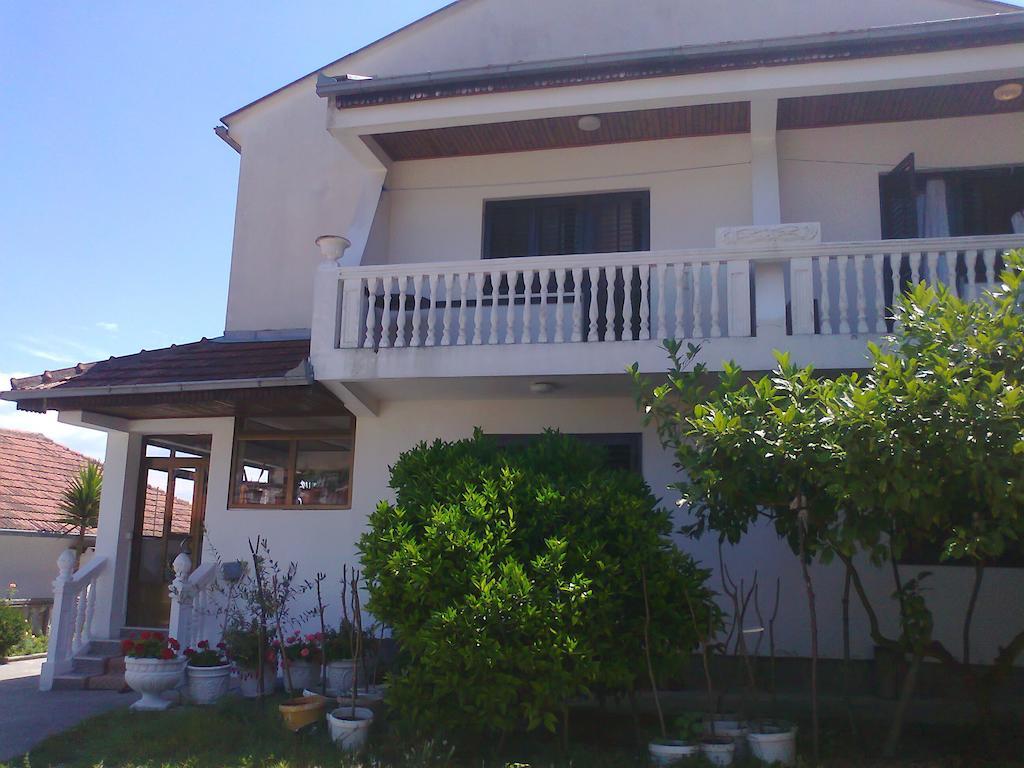 Guesthouse Sinani Ulcinj Luaran gambar