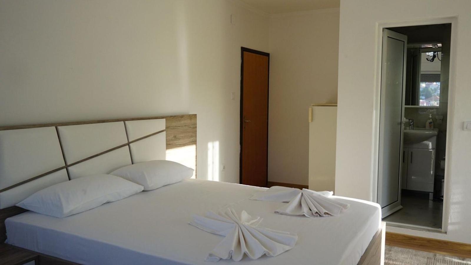 Guesthouse Sinani Ulcinj Luaran gambar