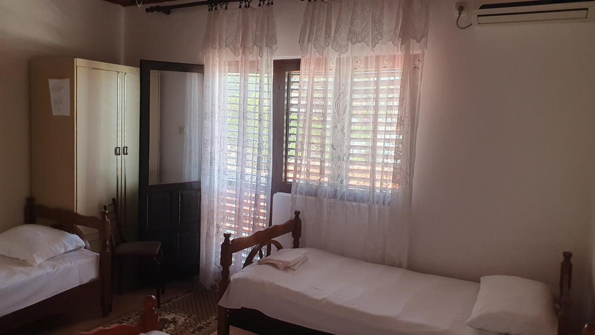 Guesthouse Sinani Ulcinj Luaran gambar