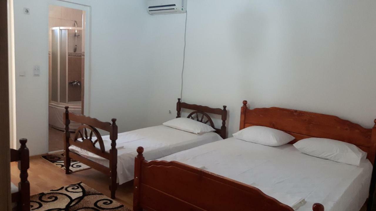 Guesthouse Sinani Ulcinj Luaran gambar
